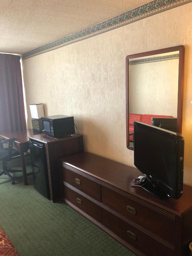 Fairborn Hotel And Inn Bagian luar foto