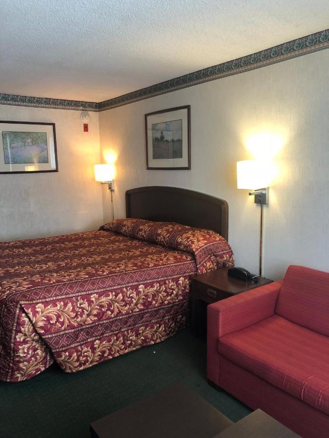 Fairborn Hotel And Inn Bagian luar foto