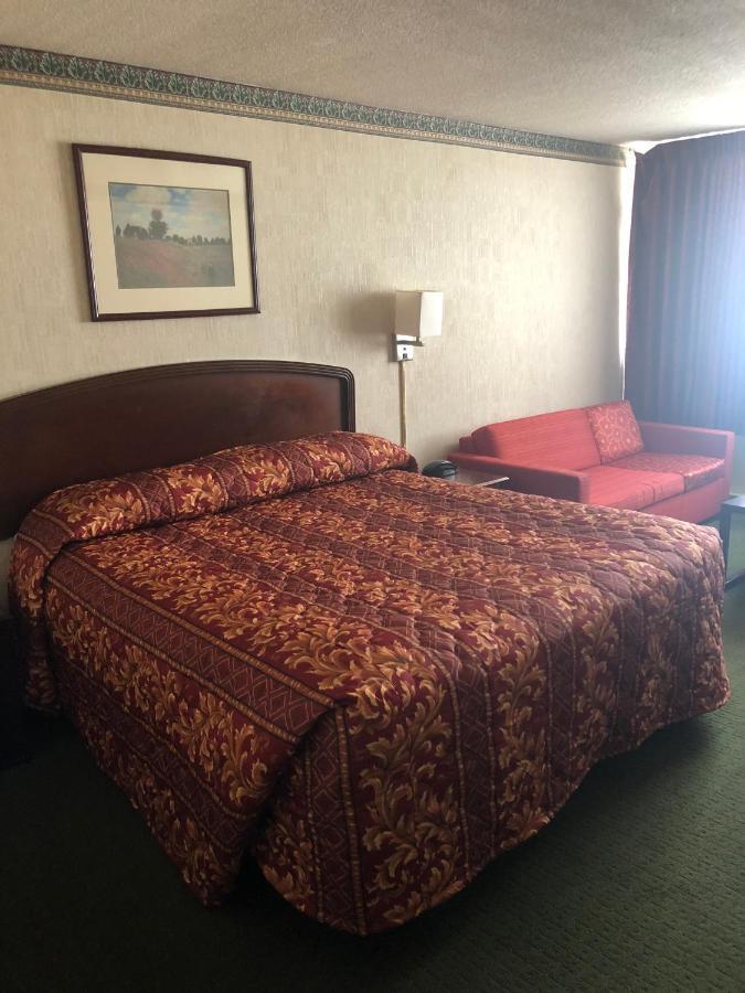 Fairborn Hotel And Inn Bagian luar foto